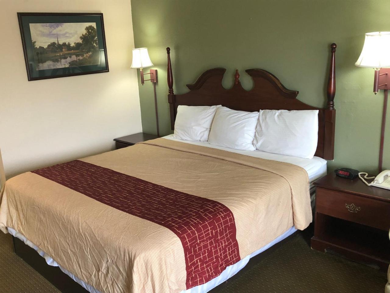 Motor Inns Of America Madisonville Bagian luar foto