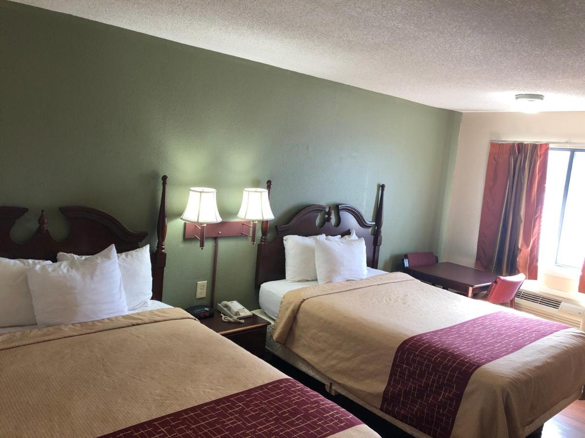 Motor Inns Of America Madisonville Bagian luar foto